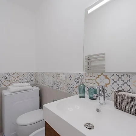 Amazing With Sea View - Pool & Tennis Court San Remo